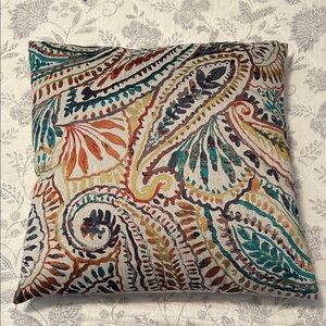Paisley Patterned 18” x 18” Decorative Pillow